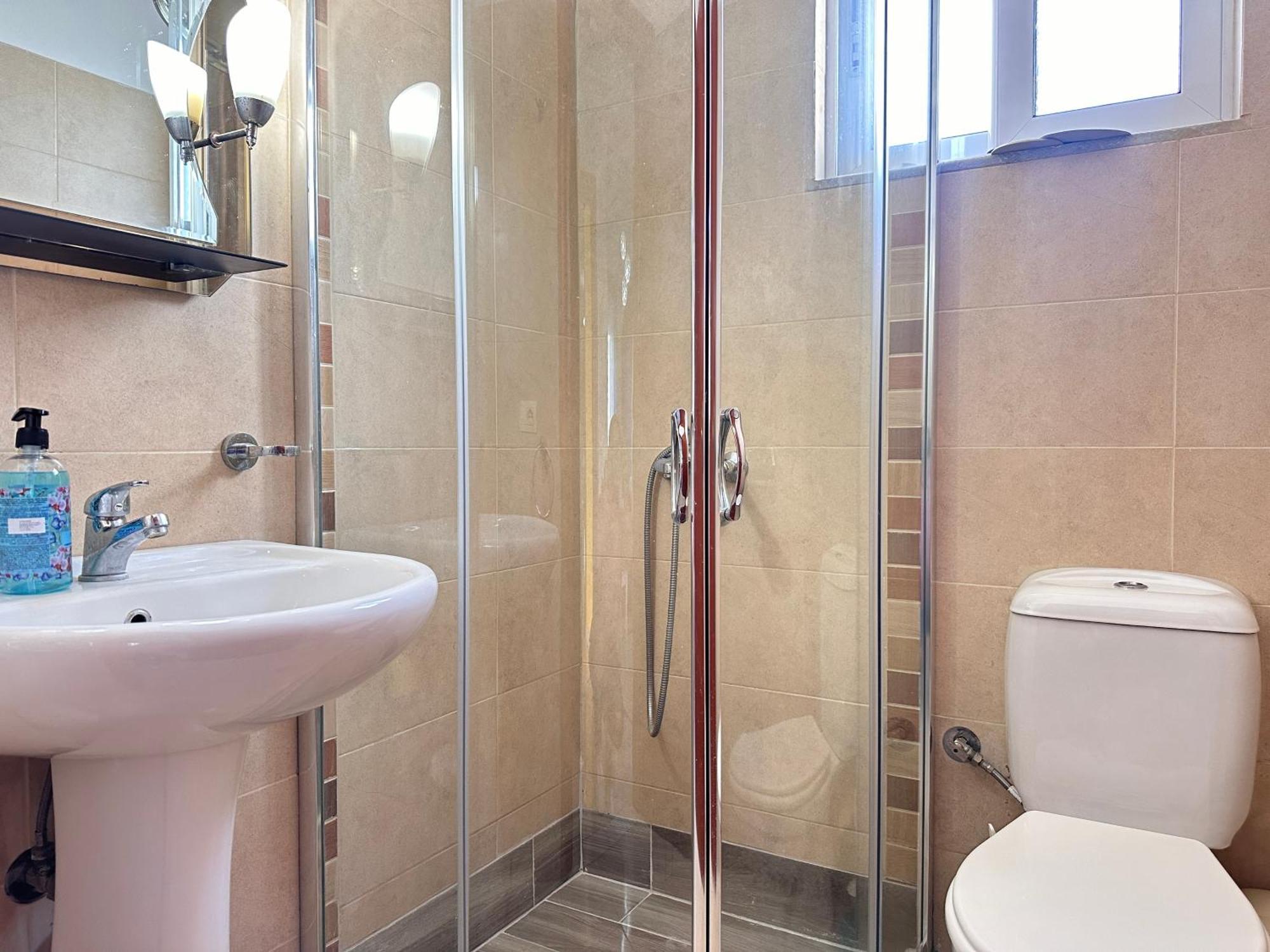 Design Sea View Apartment Saranda Kültér fotó